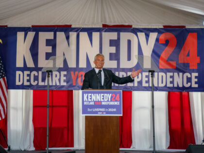 PHILADELPHIA, PENNSYLVANIA - OCTOBER 9: Presidential Candidate Robert F. Kennedy Jr. makes