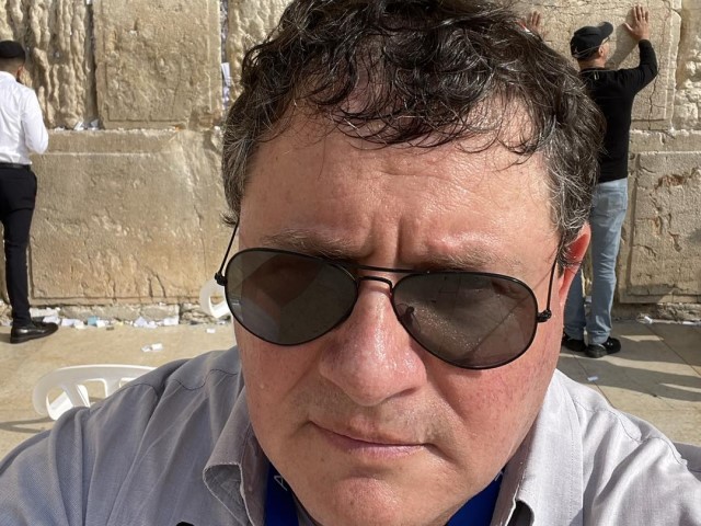 Florida Jewish Republican Switches from DeSantis to Trump: 'Our Choice as Jews Is Simple' - Vimarsana News