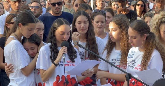 WATCH: UK-born Mother, Daughters Buried Together in Israel; Victims of Hamas Terror Oct. 7