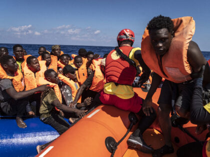 Spanish NGO rescues 178 irregular migrants in international waters