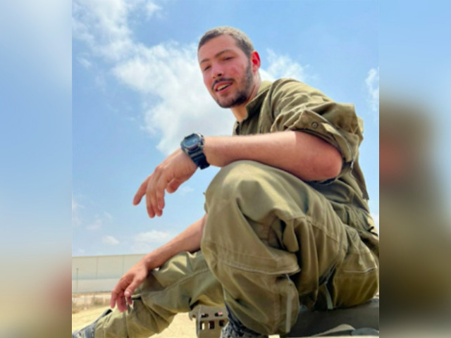 Father of Missing American Asks Biden 'Not to Take a Back Seat' - Vimarsana News