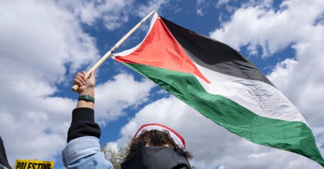 Radicals, Muslims in West Join to Celebrate HAMAS Terror Attacks