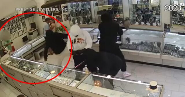 WATCH: Alleged Thieves Flee When Jewelry Store Employee Opens Fire