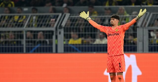 Dortmund's 'world-class' Goalkeeper Kobel Extends Stay Till 2028 ...