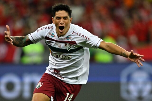 Fluminense's Argentine forward German Cano celebrates the winner as the Brazilian club rea