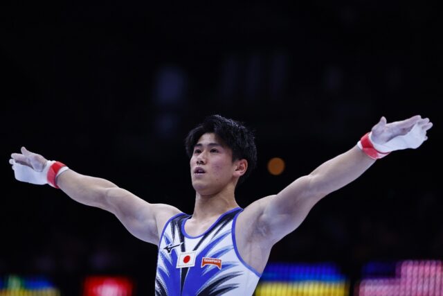 Japan's Daiki Hashimoto bounced back after struggling in qualifying to win a second straig