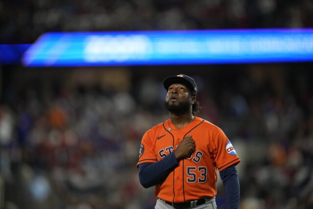 Altuve and Javier lead Astros to 8-5 win at Rangers as Houston closes to  2-1 in ALCS