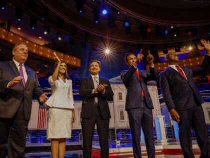 2024 Republican presidential candidates Chris Christie, from left, Nikki Haley, Ron DeSant