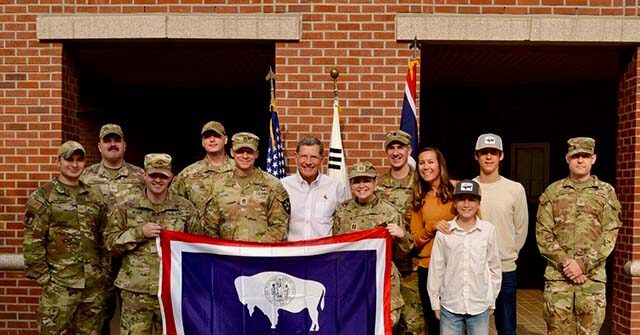 Sen. John Barrasso Spends Thanksgiving with Wyoming Troops Stationed in South Korea