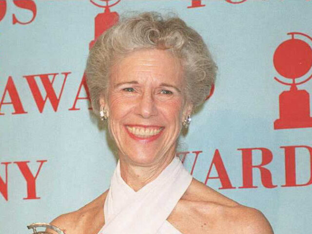 NEW YORK, NY - JUNE 4: Actress Frances Sternhagen holds her Tony Award 04 June in New York