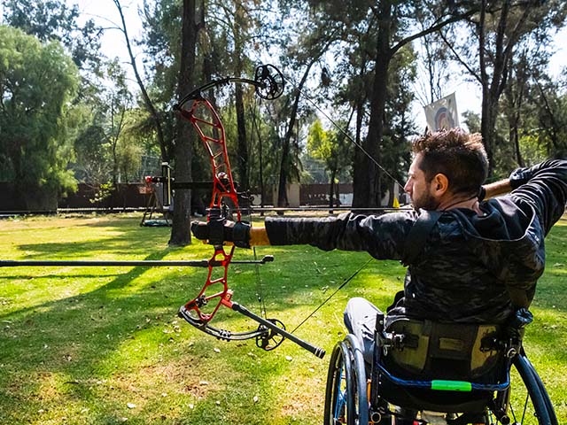 Archery Group Helps Military Veterans Suffering PTSD - Vimarsana News