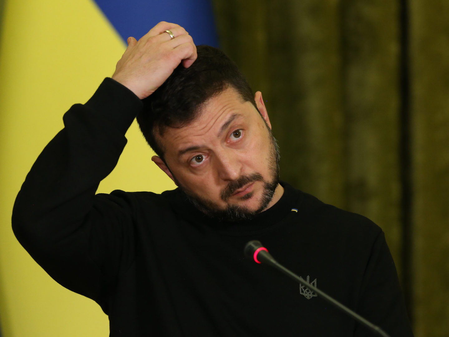 Zelensky Claims Artillery Shells Shipments Dwindled Amid Israel Conflict - Vimarsana News
