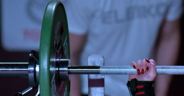 Female Canadian Powerlifter Facing 2-Year Ban for Speaking Out Against Men Competing as Women