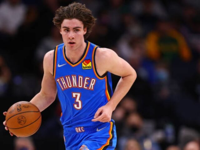 MINNEAPOLIS, MN - JANUARY 05: Josh Giddey #3 of the Oklahoma City Thunder during the game