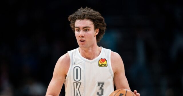 VIDEO: Fans Applaud Thunder Guard Josh Giddey Amid Allegations of Improper Relationship with a Child