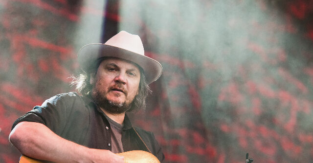 Wilco Rocker Jeff Tweedy Trashes ‘The Star-Spangled Banner,’ Admits Anthem ‘Too Hard’ for Him