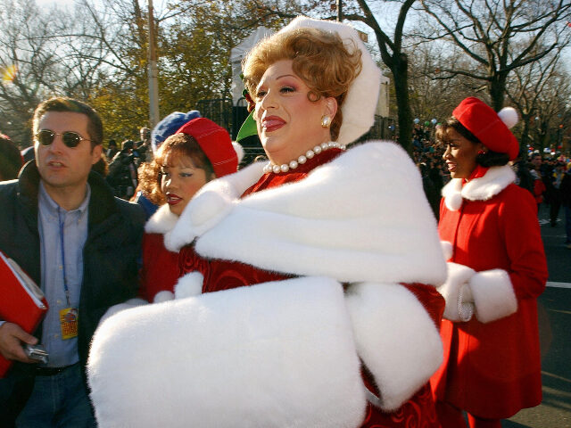 NEW YORK, UNITED STATES: Actor Harvey Fierstein dressed as his interpretation of "Mrs. Santa Claus" prepares for the start of the annual Macy's Thanksgiving Day Parade, 27 November, 2003, on Central Park West in New York. Fierstein, an openly gay, male cross-dresser, started a controversy with the producers of the …