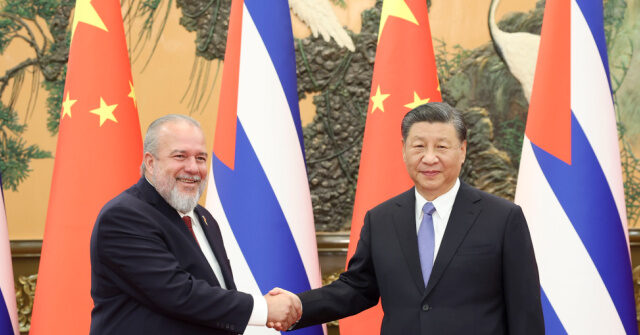 Xi Jinping Meets 'Good Comrades' from Cuba to Heighten 'Strategic' Ties