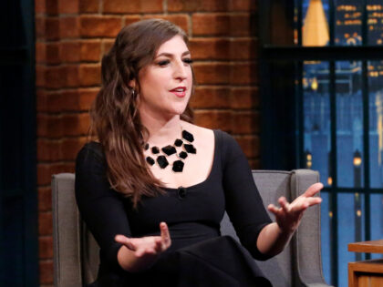 LATE NIGHT WITH SETH MEYERS -- Episode 0131-- Pictured: (l-r) Actress Mayim Bialik during