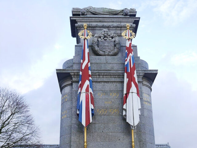 Rochdale Cenotaph, Wikipedia Commons