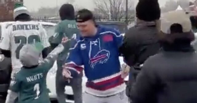 GWINN: Young Philly Fan Celebrated for Giving Bills Fan the Finger in Viral Video