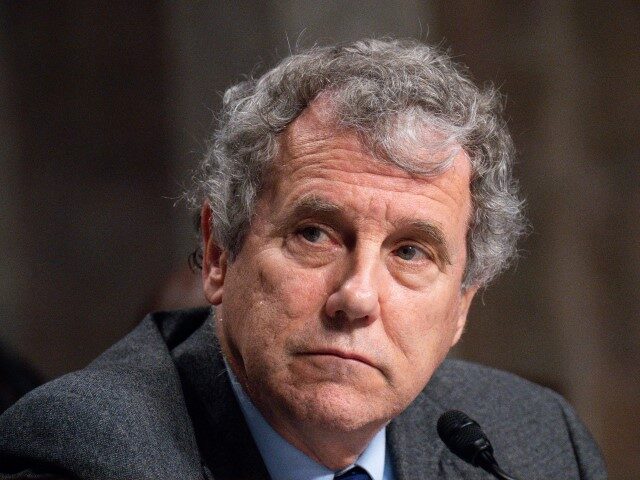 Chairman Sen. Sherrod Brown, D-Ohio, conducts the Senate Banking Housing and Urabn Affairs Committee hearing on 