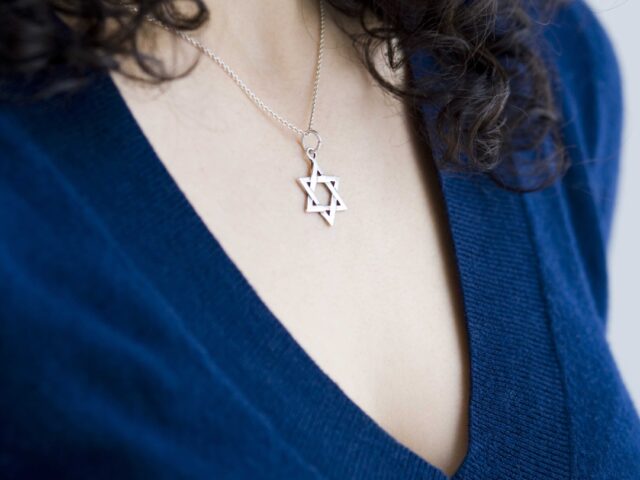 Star of David necklace (Getty)