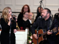 Yearwood, Brooks Sing Anti-Christian Song 'Imagine' Carter Funeral