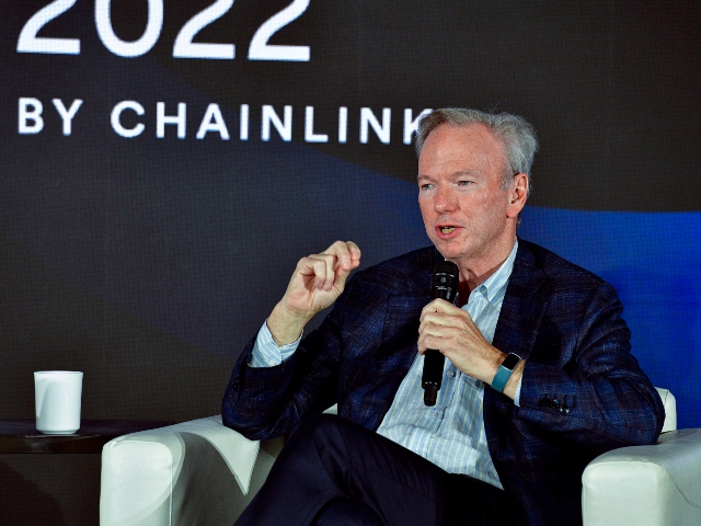 Former Google Boss Eric Schmidt Raises Alarm on AI Development, Compares to Nuclear Weapons - Vimarsana News
