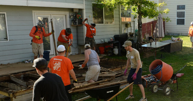Arizona Army Veteran Surprised with Free Renovations from Home Depot