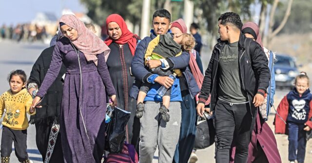 Trudeau's Canada Opens to Refugees Fleeing 'Unlivable' Gaza