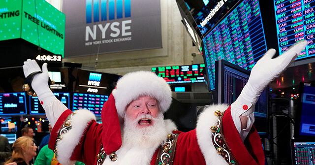 Dow Finishes November at 2023 High, Bonds Have Best Month Since 2019