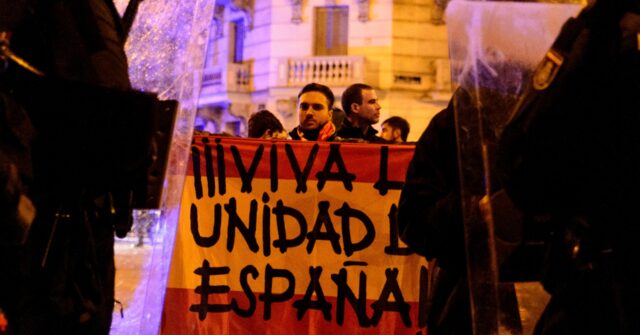 Millions of Spaniards Protest Socialist Amnesty for Violent Secessionists