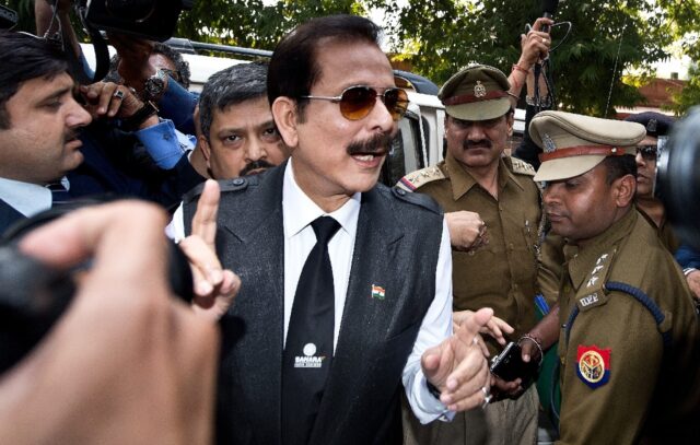 India's Subrata Roy, who died on Tuesday, pictured in 2014 at the Supreme Court in New Del