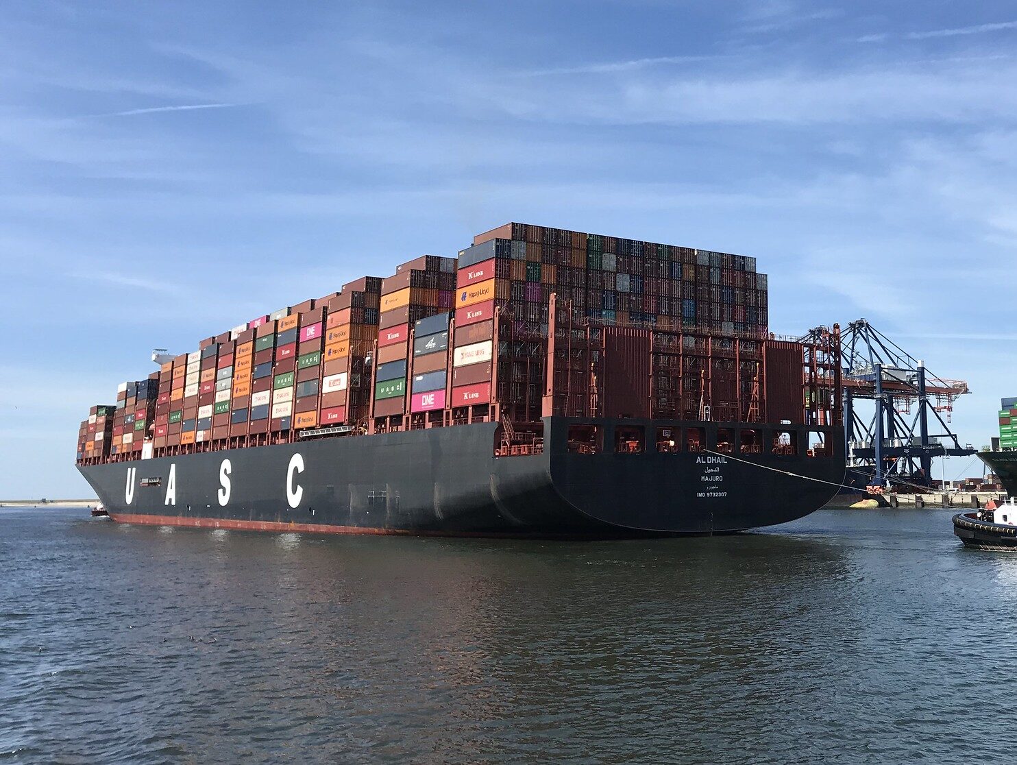 German Container Ship Burns in Red Sea After Yemen Missile Strike - Vimarsana News