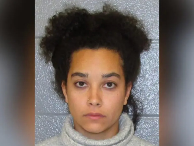 Police: North Carolina Teacher Caught via Life360 App Having Sex with Student - Vimarsana News