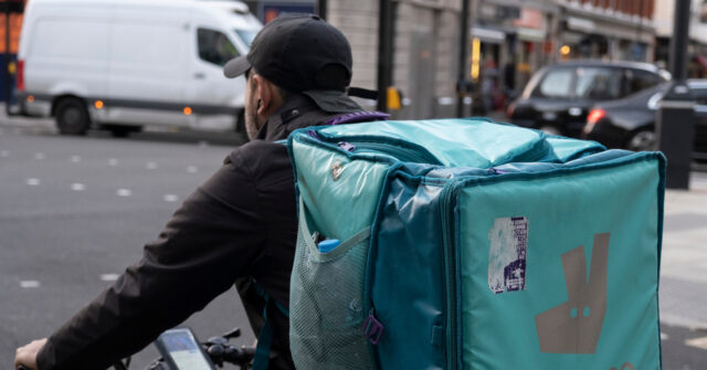 NextImg:Hotel Migrants Earning Thousands Under Food Delivery Firm Loophole