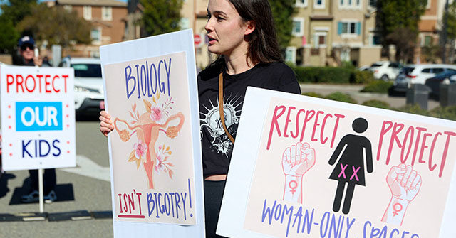 Proposed Locker Room Ordinance Would Allow Staff to Ask Trans Gym Goers for Birth Certificate to Prove Gender