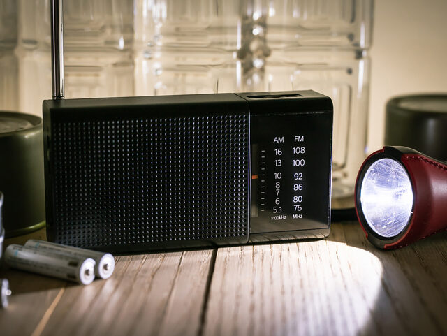 Homes Should Have Candles, Radio in Case of Cyber Attack Says UK - Vimarsana News