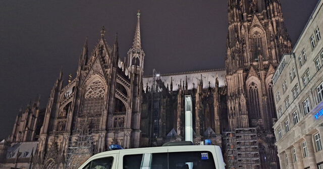 Islamists Arrested over Christmas Terror Attack Plot on Cologne Cathedral