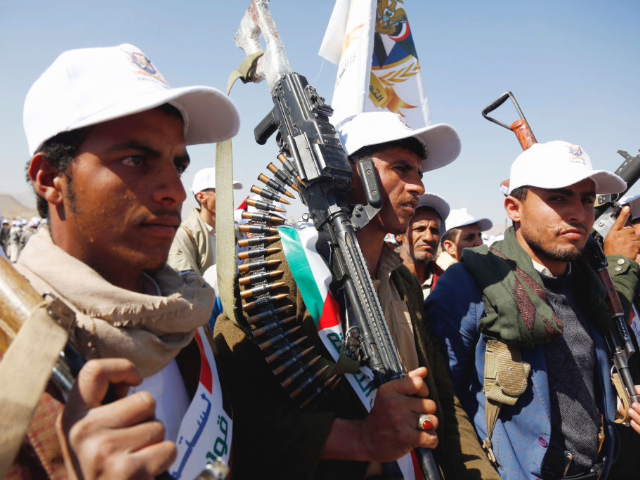 Houthis Claim Missile Attack on U.S. Navy Warship - Vimarsana News