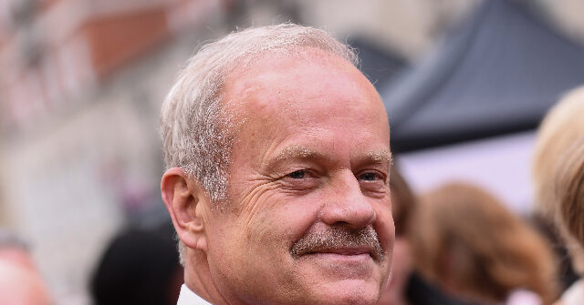 'Frasier' Star Kelsey Grammer Says He Still Supports Donald Trump, Paramount Reportedly Cuts Interview Short