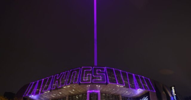 REPORT: Fan in His 30s Dies at Sacramento Kings Game