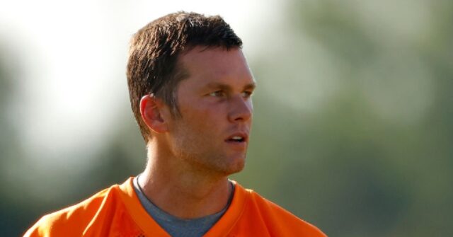 Tom Brady Posts Cryptic 'Lying Cheating Heart' Message on Social Media