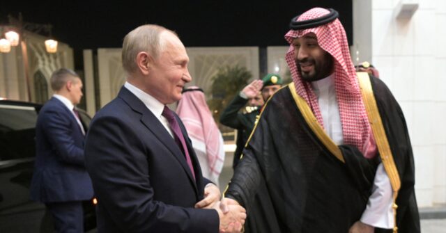 MBS Signs Defense, Investment Deals with 'Cherished Guest' Putin in Riyadh