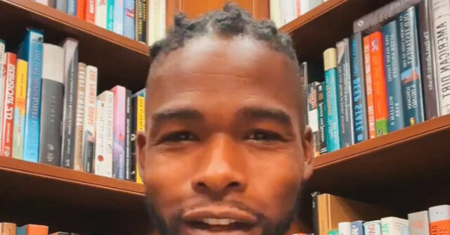 Illiterate Ex-Convict Changes Life by Documenting Reading Journey
