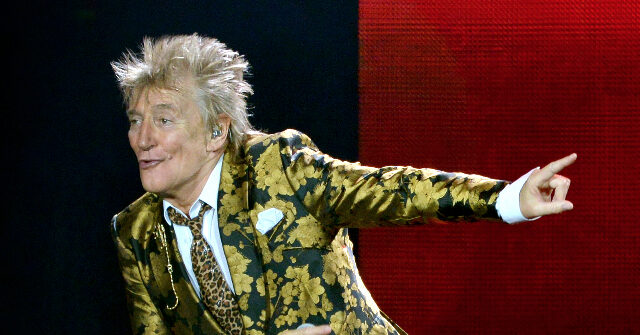 Rocker Rod Stewart Fleeing Los Angeles and Its 'Toxic Culture'