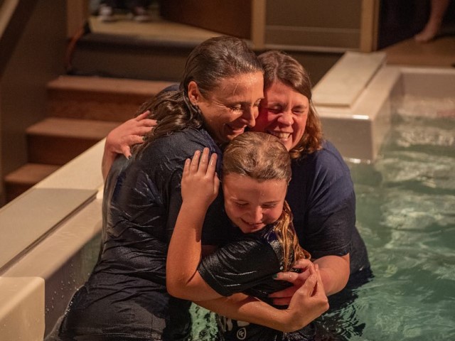 'God Is Just Getting Started': SC Church Baptizes 141 in One Day - Vimarsana News