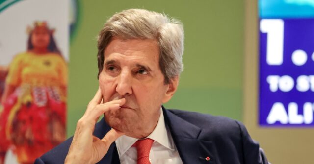 Watch: Loud Fart Sound Greets John Kerry Talk on Global Emissions