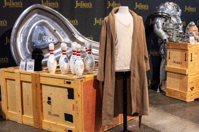 A life of loafing and White Russians can be yours if you bid on these items from 'The Big